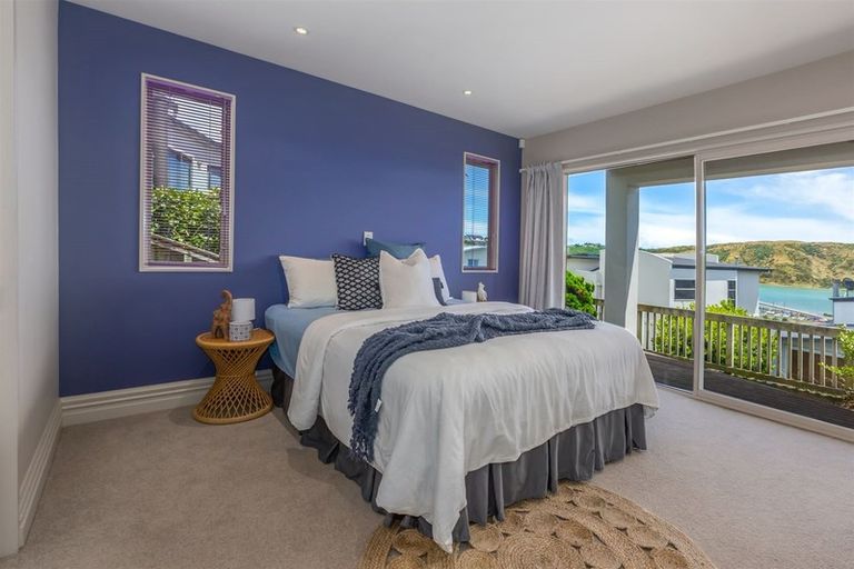 Photo of property in 19 Paremata Drive, Paremata, Porirua, 5024