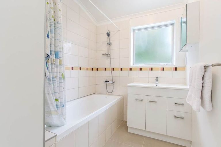 Photo of property in 58c Don Buck Road, Massey, Auckland, 0614