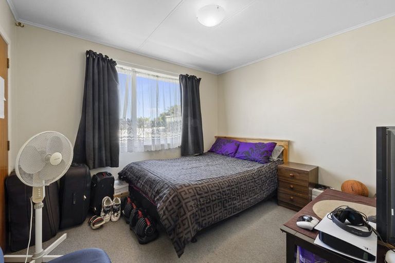 Photo of property in 10 Nash Street, Marfell, New Plymouth, 4310