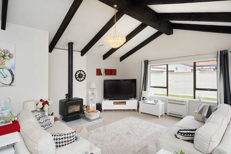 Photo of property in 227a King Street, Rangiora, 7400