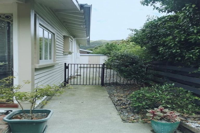 Photo of property in 85 Cambridge Terrace, Waterloo, Lower Hutt, 5011