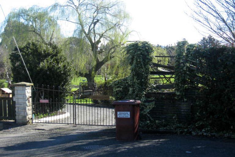 Photo of property in 40 Clifton Avenue, Carterton, 5713