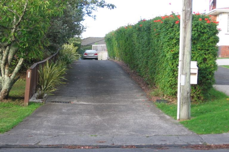 Photo of property in 50 Amberley Avenue, Te Atatu South, Auckland, 0610