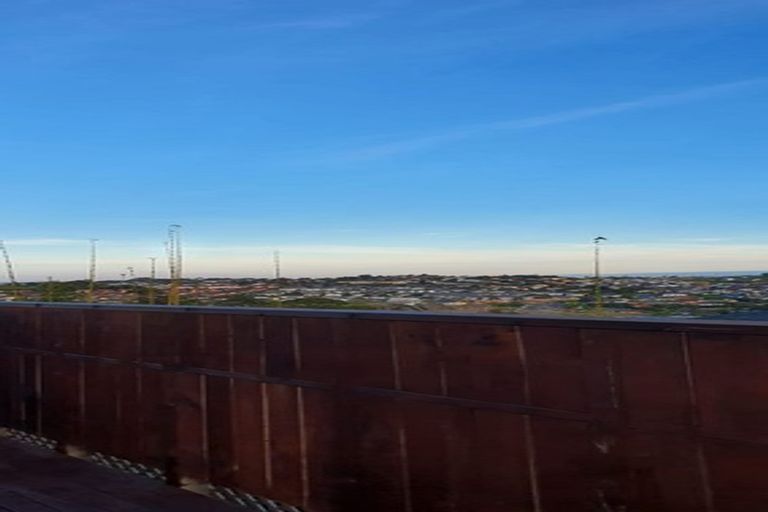 Photo of property in 91 Fairview Avenue, Fairview Heights, Auckland, 0632