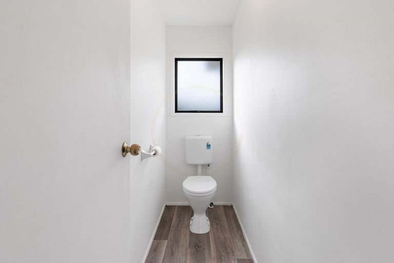 Photo of property in 2/5 Malaspina Place, Papatoetoe, Auckland, 2025