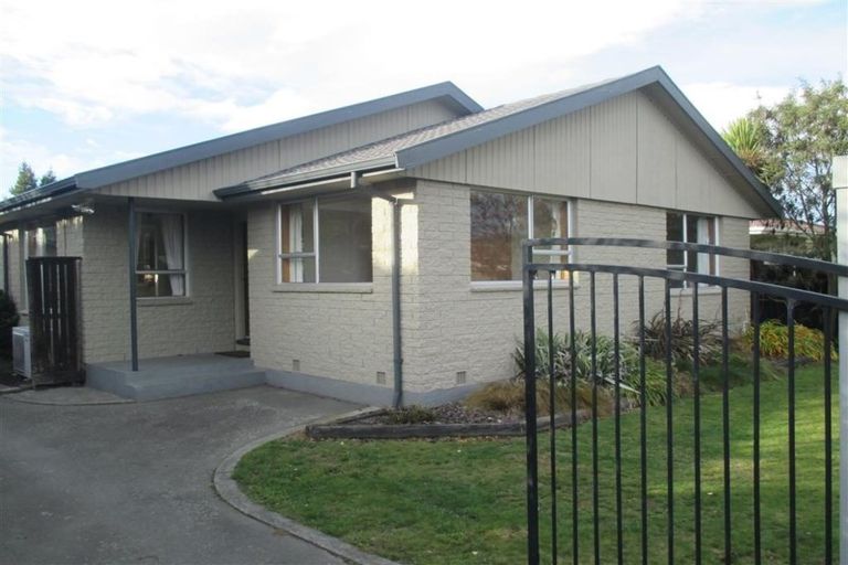 Photo of property in 61 Charnwood Crescent, Bishopdale, Christchurch, 8051