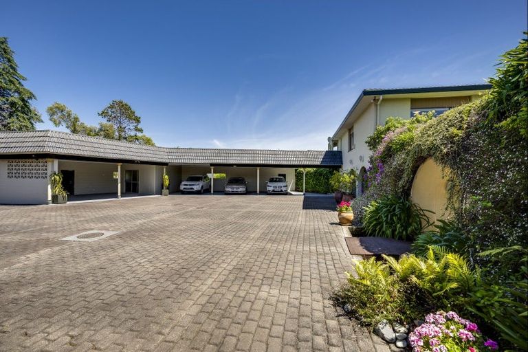 Photo of property in 154 Te Mata Peak Road, Havelock North, 4130