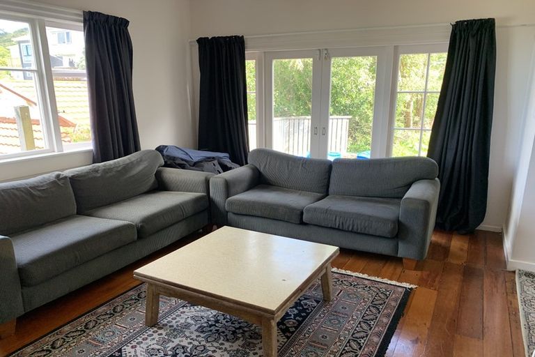 Photo of property in 45 Sutherland Road, Melrose, Wellington, 6023