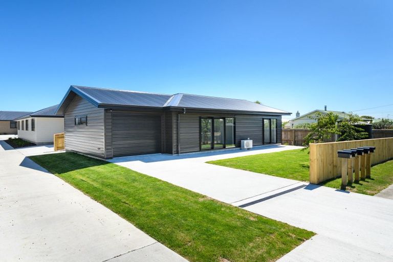 Photo of property in 68/2a Hedges Street, Sanson, 4817