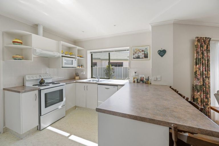 Photo of property in 9 Beaufort Place, Taradale, Napier, 4112