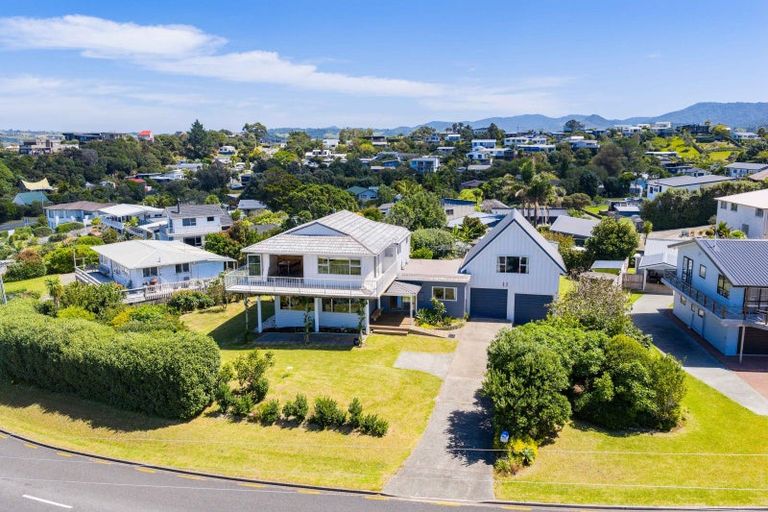 Photo of property in 11 Wintle Street, Mangawhai Heads, Mangawhai, 0505