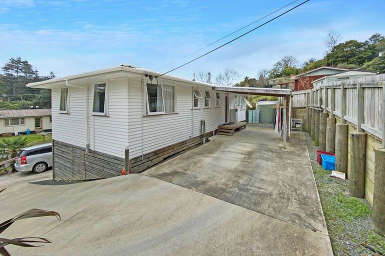 Photo of property in 12a Willow Place, Horahora, Whangarei, 0110