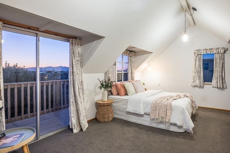 Photo of property in 4 Gavin Road, Raumati Beach, Paraparaumu, 5032