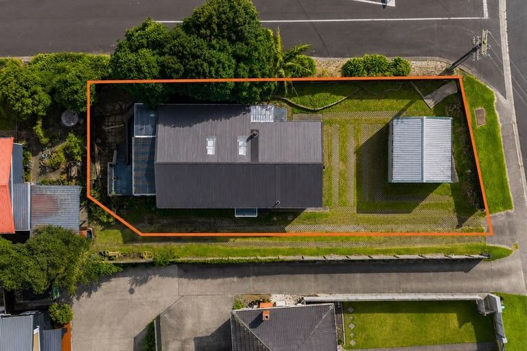 Photo of property in 150 Rangatira Road, Beach Haven, Auckland, 0626