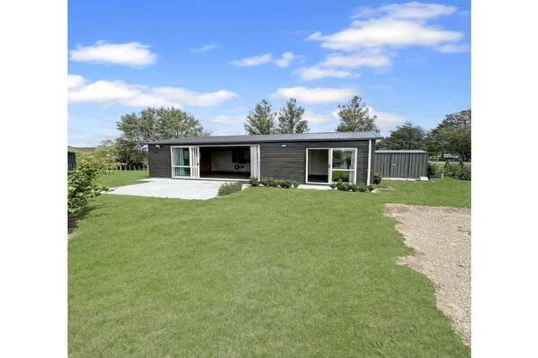 Photo of property in 9 Tamumu Church Road, Otane, Waipawa, 4271