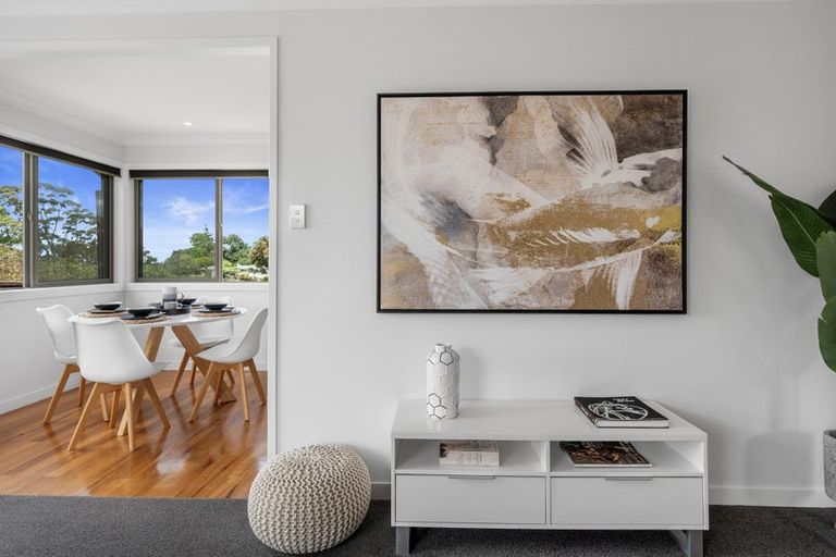 Photo of property in 431 Don Buck Road, Massey, Auckland, 0614