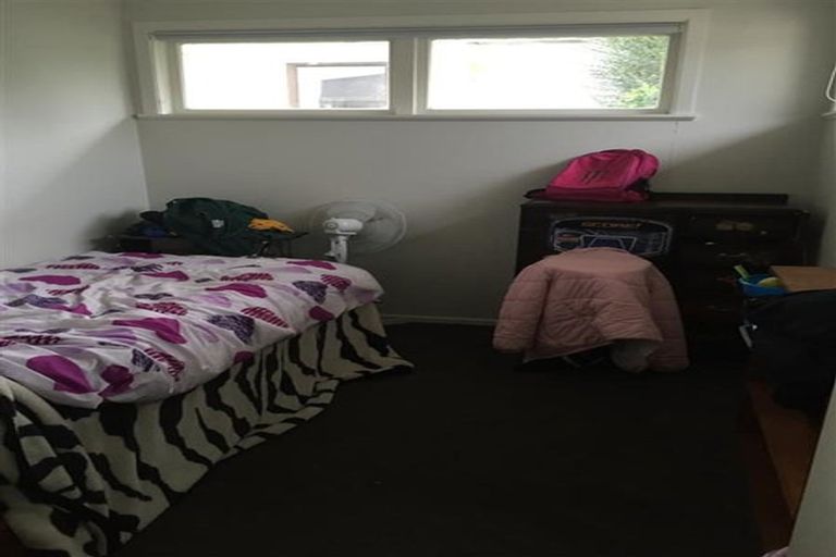 Photo of property in 16 Rollerson Street, Papakura, 2110