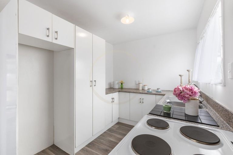 Photo of property in 2/5 Malaspina Place, Papatoetoe, Auckland, 2025