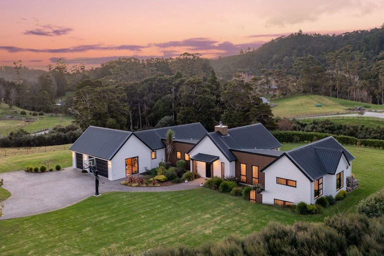 Photo of property in 17 Rosa Villa Lane, Puhoi, Warkworth, 0994