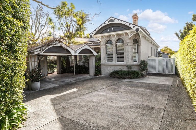 Photo of property in 8 Claude Road, Epsom, Auckland, 1023