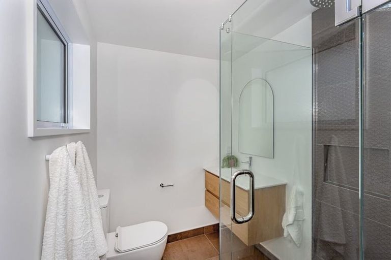 Photo of property in 77 Blighs Road, Strowan, Christchurch, 8052