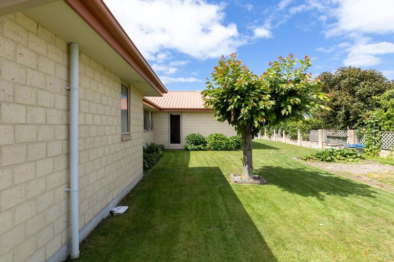 Photo of property in 9 Tancred Street, Geraldine, 7930