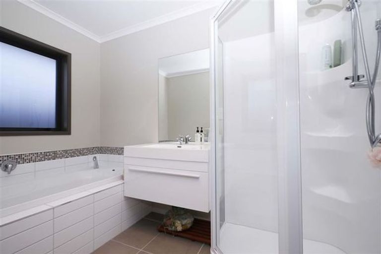 Photo of property in 28 Tallentire Crescent, Huntington, Hamilton, 3210