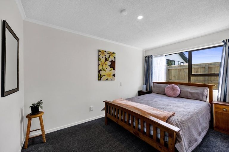 Photo of property in 20 Montjoy Street, Stratford, 4332