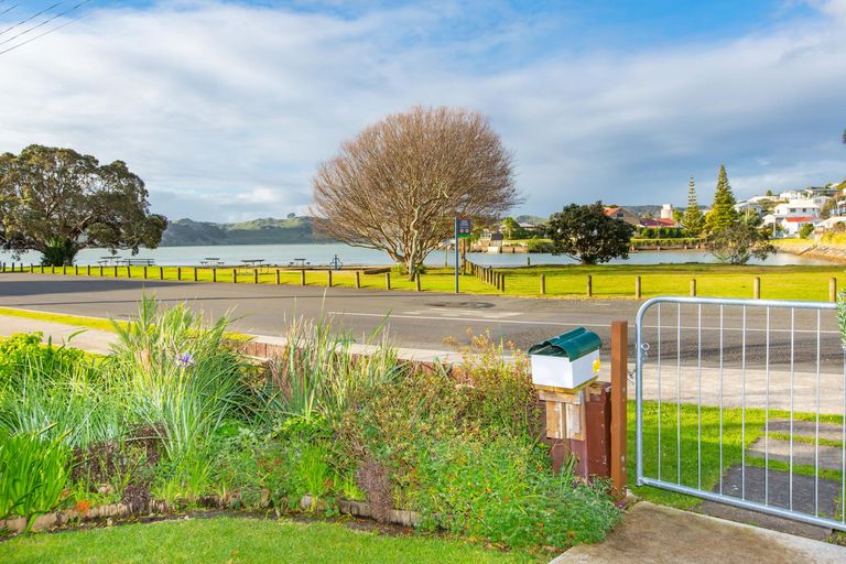 Photo of property in 1 Puriri Street, Raglan, 3225