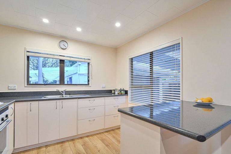 Photo of property in 20 Symons Street, Parkvale, Hastings, 4122