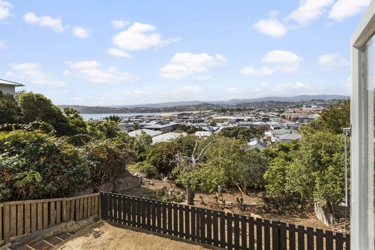 Photo of property in 71 Duncan Terrace, Kilbirnie, Wellington, 6022