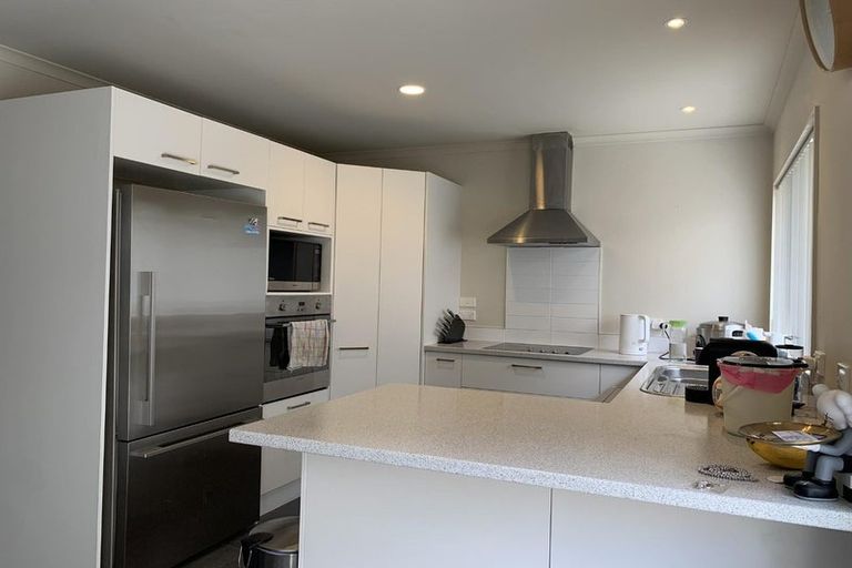 Photo of property in 5/46 Packspur Drive, Flat Bush, Auckland, 2016