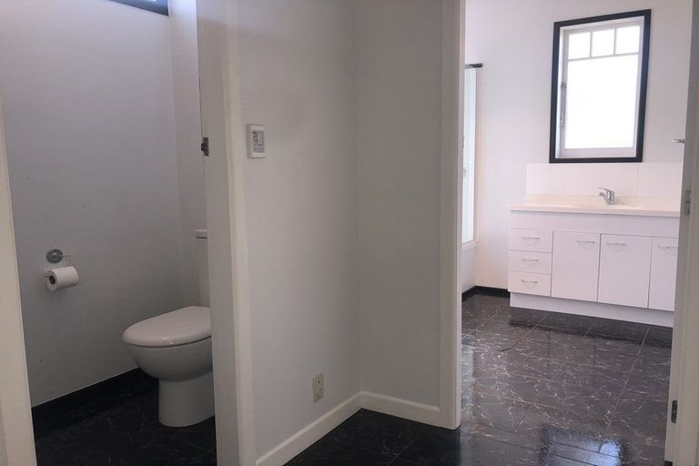 Photo of property in 3/96 Mill Road, Kensington, Whangarei, 0112