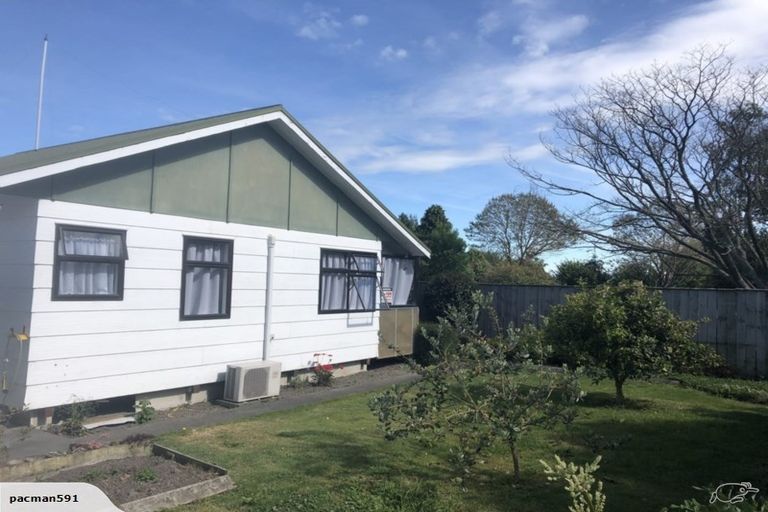 Photo of property in 8 Mangarau Crescent, Havelock North, 4130