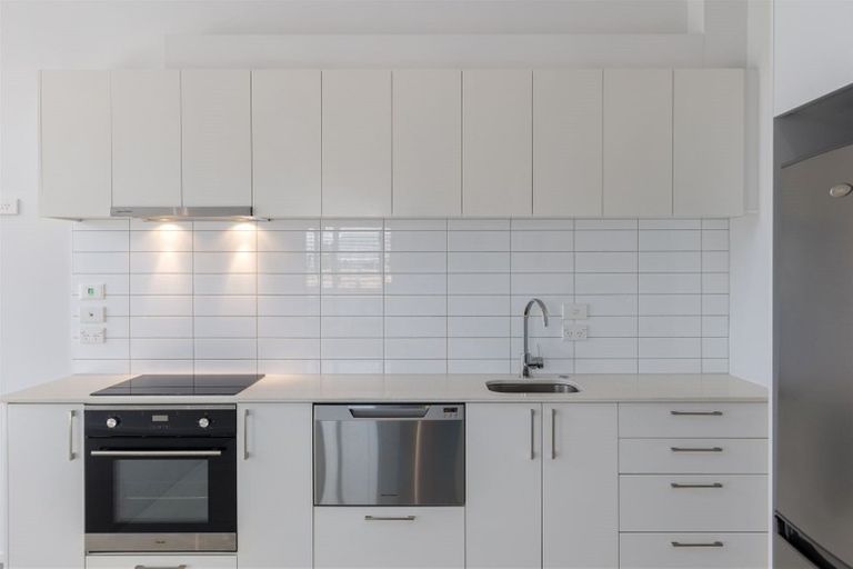 Photo of property in 9/90 Edgeware Road, St Albans, Christchurch, 8014