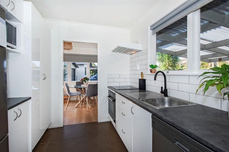 Photo of property in 28 Raewyn Street, Morningside, Whangarei, 0110