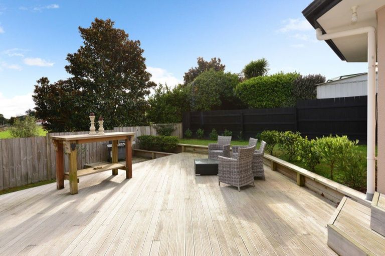 Photo of property in 16 Palm Grove Drive, Western Heights, Hamilton, 3200