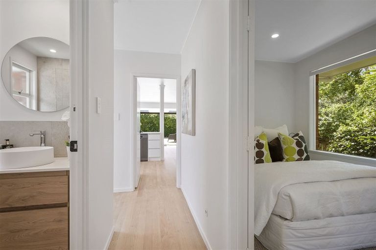 Photo of property in 1/240 Hurstmere Road, Takapuna, Auckland, 0622