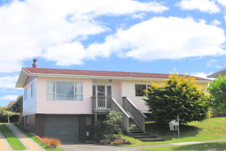 Photo of property in 7 Richmond Avenue, Richmond Heights, Taupo, 3330