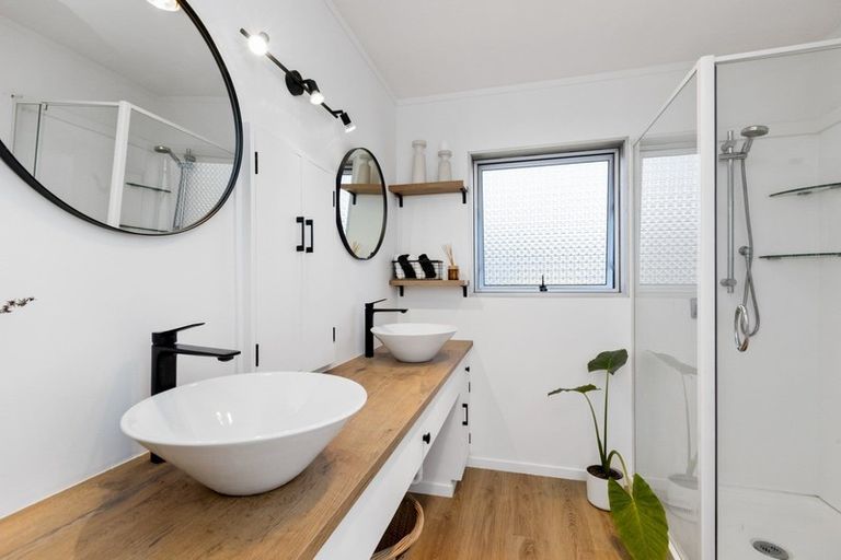 Photo of property in 2/249 Taradale Road, Pirimai, Napier, 4112