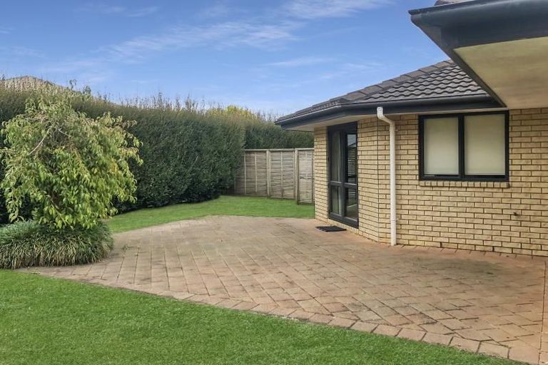 Photo of property in 4 Cranbrook Place, Rototuna North, Hamilton, 3210