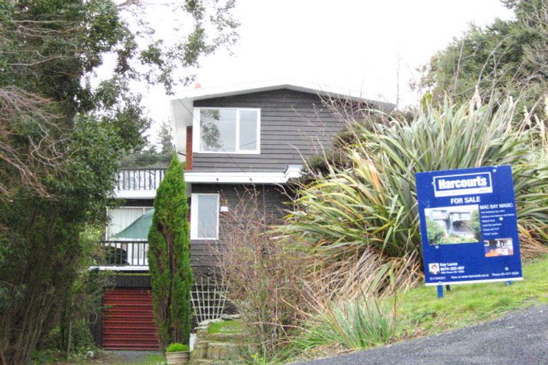 Photo of property in 17 Gorman Street, Macandrew Bay, Dunedin, 9014