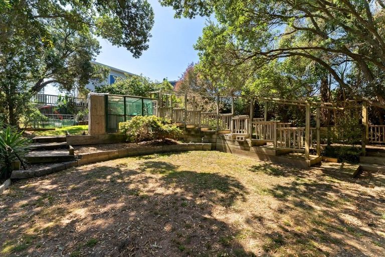 Photo of property in 1317 Whangaparaoa Road, Army Bay, Whangaparaoa, 0930