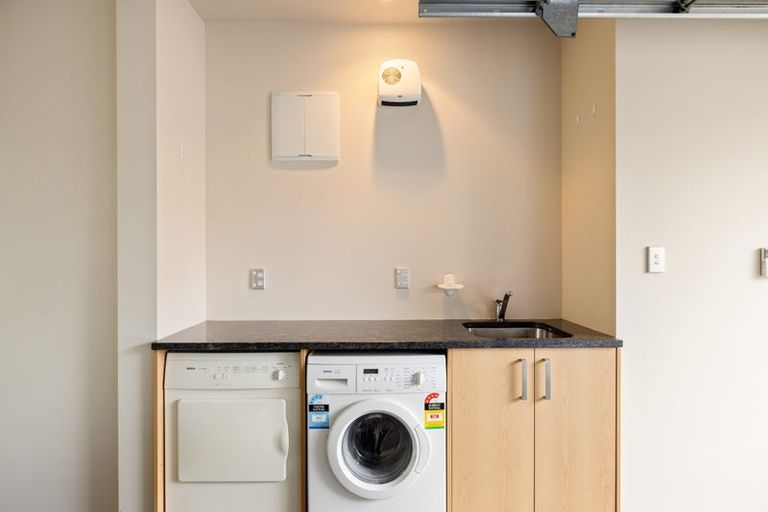 Photo of property in 5/43 Main Road, Redcliffs, Christchurch, 8081