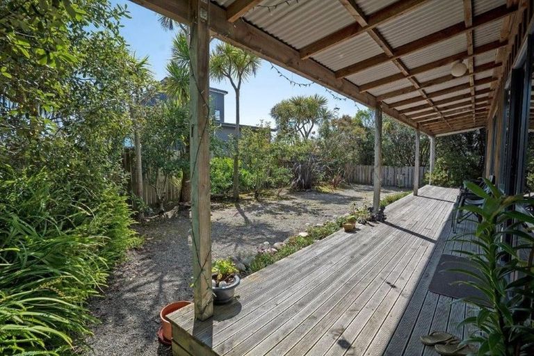 Photo of property in 31 Ngahue Crescent, Carters Beach, Westport, 7825
