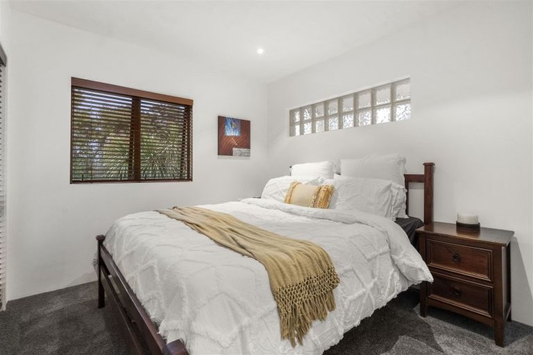 Photo of property in 170 Attwood Road, Paremoremo, Auckland, 0632