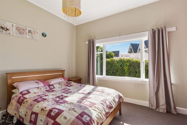 Photo of property in 2 Point Bush Road, Waimate, 7924