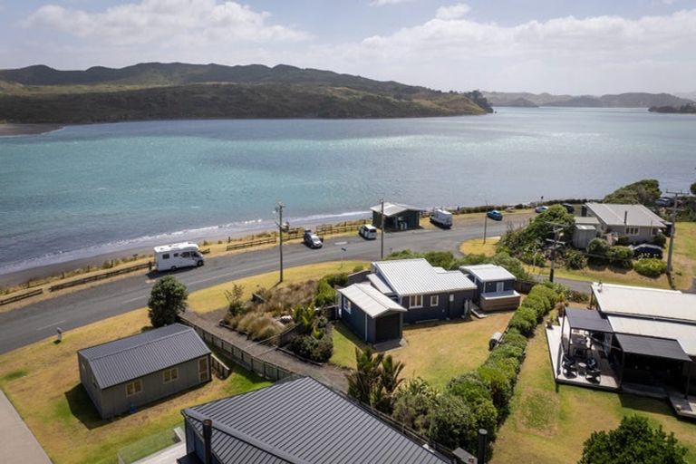 Photo of property in 113 Riria Kereopa Memorial Drive, Raglan, 3297