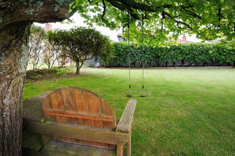 Photo of property in 921 Upper Main Street, Roslyn, Palmerston North, 4414