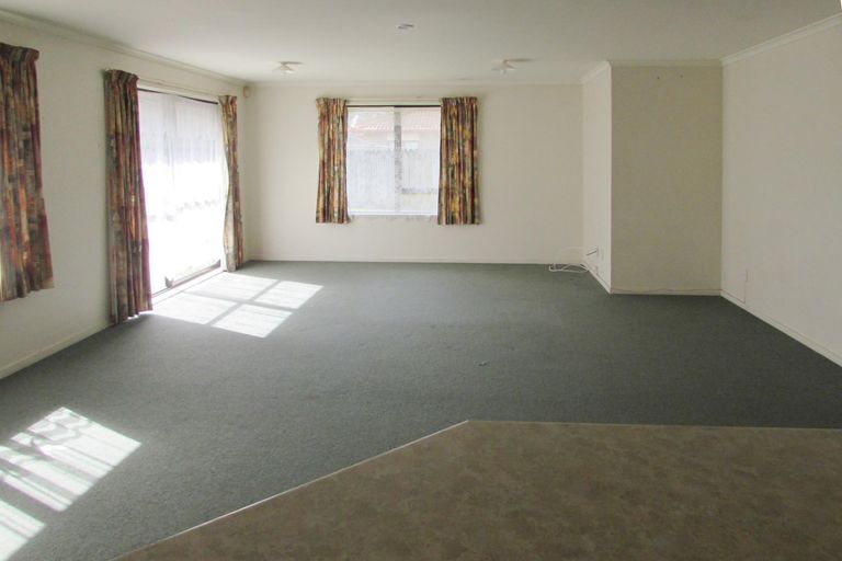 Photo of property in 60 Dominion Road, Papakura, 2110